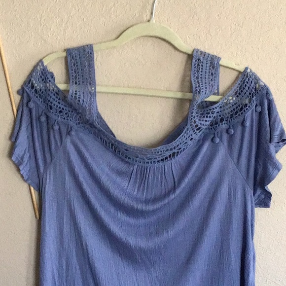 WHIMSICAL SOFT FEMININE STRETCH COLD SHOULDER TOP WITH POM SLEEVE DETAILS, XL - Picture 2 of 4